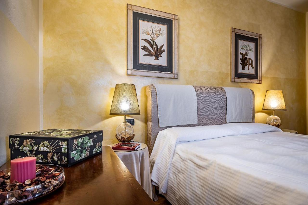 Palazzo Gamba Apartments Al Duomo Firenze Kültér fotó