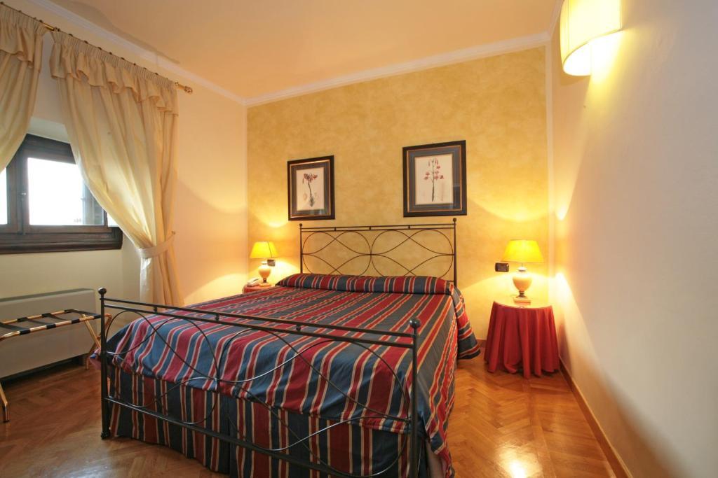 Palazzo Gamba Apartments Al Duomo Firenze Szoba fotó